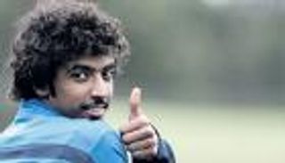 جماهير الهلال تمنح الشهراني جائزة "نجم الموسم"