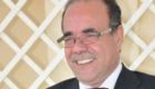 الكاتب التونسي شكري المبخوت: "لست مناضلاً بالقلم"