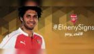 النني يظهر بقميص أرسنال أخيراً