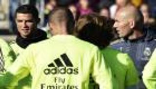 زيدان يصعد 3 ناشئين في مران الريال.. وراموس يغيب