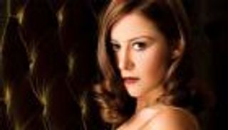 منة شلبي عن عدم زواجها: الزوج إنسان وليس كلبا أليفا