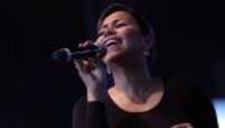 شيرين تستعد لحفل غنائي في تونس