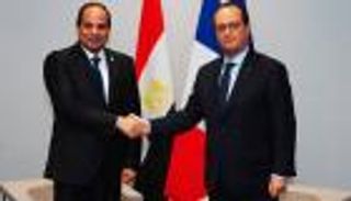 خبراء: تدخل الناتو في ليبيا يتصدر قمة السيسي وهولاند