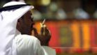 السعودية ترفع الجمارك على السجائر