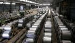 الإنتاج العالمي من الصلب الخام ينخفض في أبريل