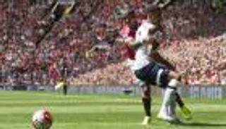 الزحام يؤخر انطلاق موقعة توتنهام ويونايتد