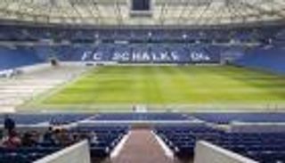 المدير الرياضي لشالكه يرحل عن النادي بنهاية الموسم