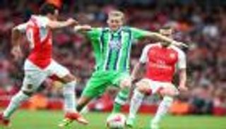 توتنهام يستعد لدوري الأبطال بالتفاوض مع لاعب تشيلسي السابق