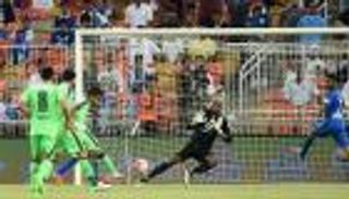 مدرب أهلي جدة يحدد 3 أسلحة لإسقاط الهلال في قمة الكأس