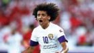 عدم سماع صافرة الحكم يتسبب في بطاقة صفراء لعموري