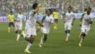 السومة يواصل هوايته في هز شباك النصر