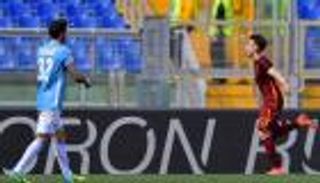 بالفيديو.. روما يسحق لاتسيو في ديربي العاصمة