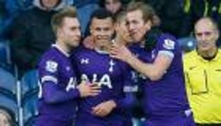 ثلاثي توتنهام يتفوق على روني ويتقاضون نصف راتبه