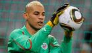 الشاوشي يغادر القائمة السوداء للمنتخب الجزائري