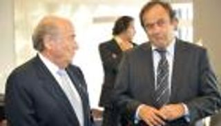 بلاتيني يستعد للاستقالة بعد خسارة طعنه على الإيقاف