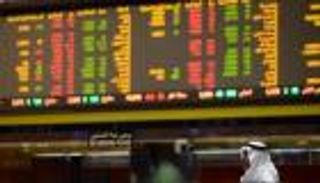 بورصات أبوظبي والكويت والبحرين تخالف موجة تراجعات أسواق الخليج