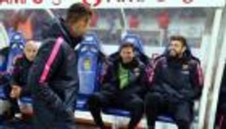 بيكيه: نيمار يعلم أن ميسي هو رقم1