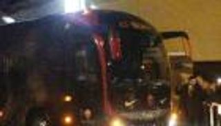 فيديو .. جماهير روما تقذف لاعبيها بـ"البيض"