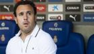 اسبانيول يقيل مدربه بسبب النتائج السيئة