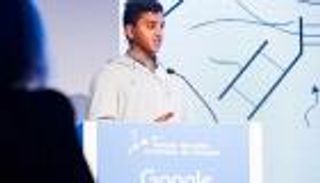 بريطاني عمره 16 سنة يكتشف علاجا لسرطان الثدي