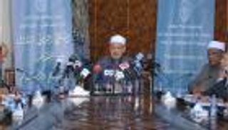 شيخ الأزهر: الإسلام يبرأ من نشر عقيدته بقوة السلاح أو الإكراه