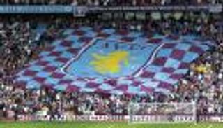 جماهير أستون فيلا تعترض على غلاء التذاكر بـ