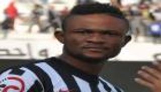 الأهلي المصري يسبب أزمة نفسية لنجم الصفاقسي التونسي