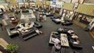 استطلاع: مديرو صناديق الشرق الأوسط أكثر تفاؤلا إزاء أسهم منطقة الخليج