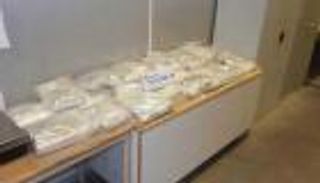 مفاجأة محرجة للشرطة السويدية بعد ضبط رجل يهرب المخدرات