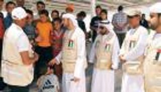 "يوم الشهيد" بالإمارات يعبر الحدود ويكرم أسر الشهداء اليمنيين