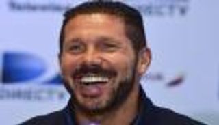 سيميوني طلب حرمان برشلونة من ضم فيتو