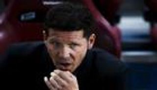 سيميوني يسرد تفاصيل شخصيته في كتاب عن حياته