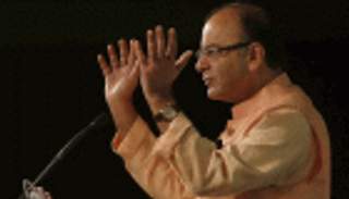 ضغوط على قادة مجموعة العشرين لتعزيز النمو