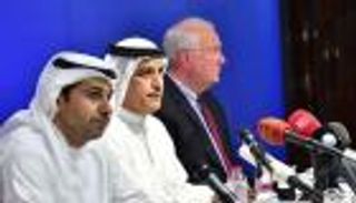 فريق تحقيقات "فلاي دبي" يتعرف على قطع من حطام الطائرة