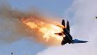 تحطم مقاتلتين أمريكيتين في حادثين ومقتل طيار