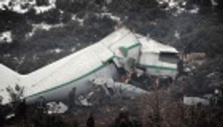 مقتل 12 عسكريا وجرح 2 في تحطم مروحية جنوبي الجزائر