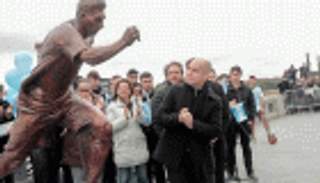 الأرجنتين تضغط على ميسي المعتزل بـ