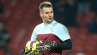 حارس من خارج البريميرليج يعوض إصابة هارت في إنجلترا