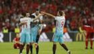 بالفيديو.. تركيا تهزم التشيك وتحافظ على آمالها في التأهل