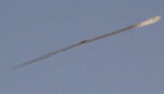 موقع موالٍ لداعش يقول إن التنظيم أسر طيارًا سوريًا