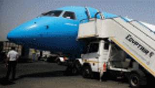 لجنة التحقيق المصرية تنفي تقارير عن مشاكل فنية وراء سقوط الطائرة