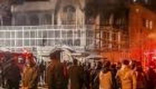 الكويت تستدعي سفيرها لدى إيران احتجاجًا على اقتحام السفارة السعودية