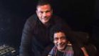 بالفيديو .. حب مصر يجمع عمرو دياب ومحمد منير لأول مرة