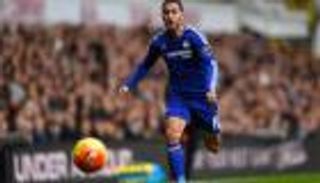 هازارد يستبعد ميسي ورونالدو من تشكيلة أحلامه