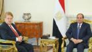 السيسي لوفد أوروبي: يجب وقف إمداد الجماعات الإرهابية بالسلاح