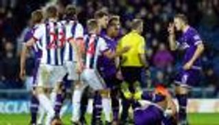 الاتحاد الإنجليزي يفتح تحقيقًا بسبب واقعة التحام عنيف