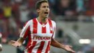 أولمبياكوس "القياسي" يتوج بالدوري اليوناني للمرة الـ43