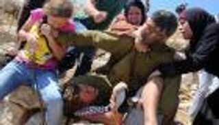 روايات المخيم والمدينة والسجن في وثائقيات 5 مخرجات فلسطينيات