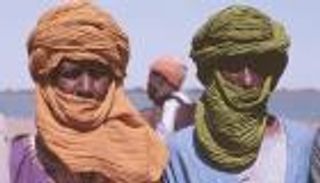 قبائل من الطوارق في شمال مالي تتفق على وقف إطلاق النار