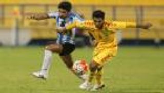 الوكرة يتشبث بالبقاء في الدوري القطري